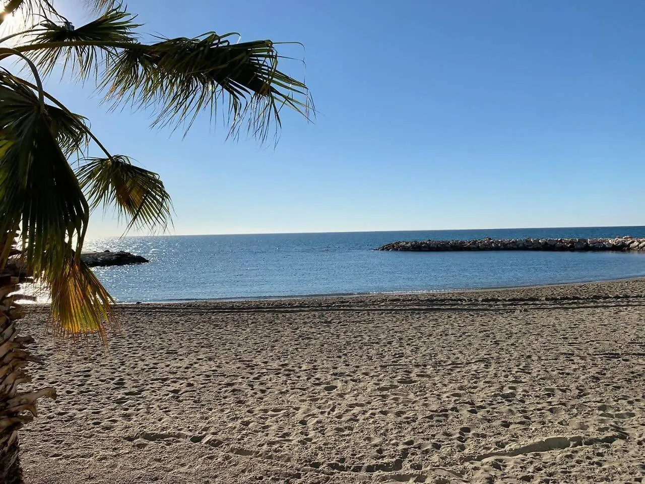 Апартаменты Apartamento Frente Al Mar Pedregalejo Малага