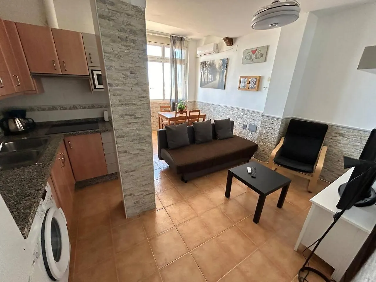 Apartamento Frente Al Mar Pedregalejo Малага Апартаменты