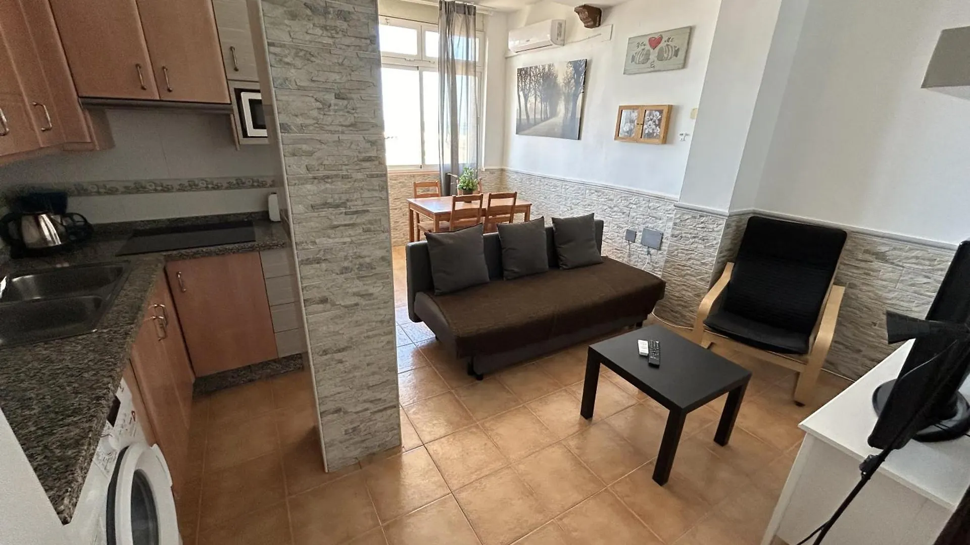Apartamento Frente Al Mar Pedregalejo Малага